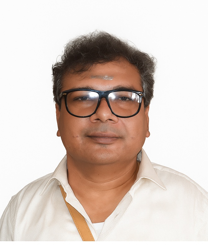 SUJITH PRABU - Founder & Director